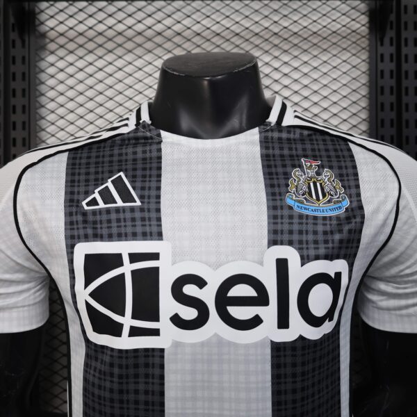 Newcastle United Shirt Home Jersey Player Version 25-26