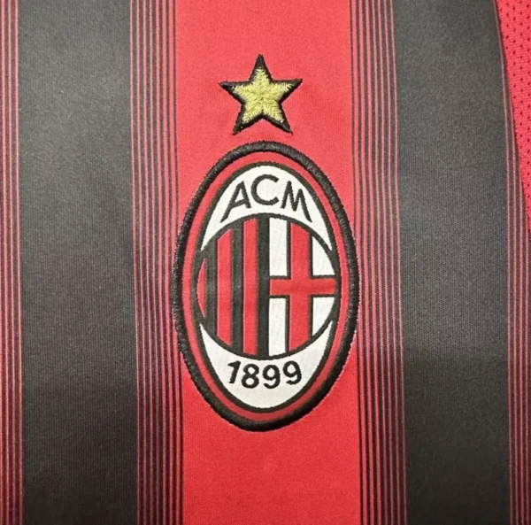 AC Milan Retro Jersey Home 2004/05