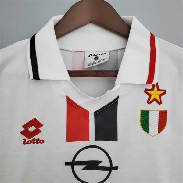 AC Milan BAGGIO #18 Retro Jersey Away 1996/97