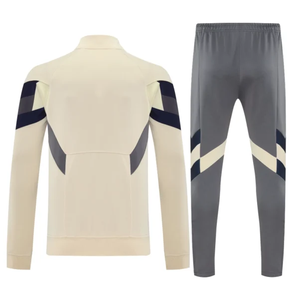 Real Madrid Training Kit 2025-26 (Jacket+Pants)