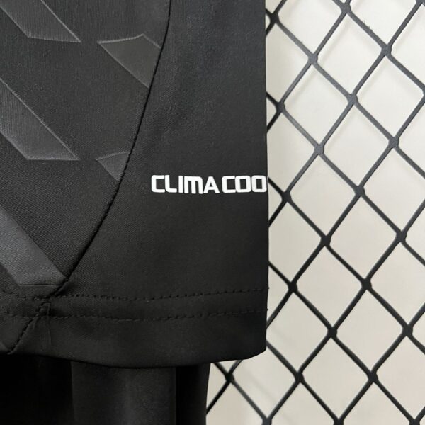 Real Madrid 11-12 Away Retro Kids Kit Football Jersey