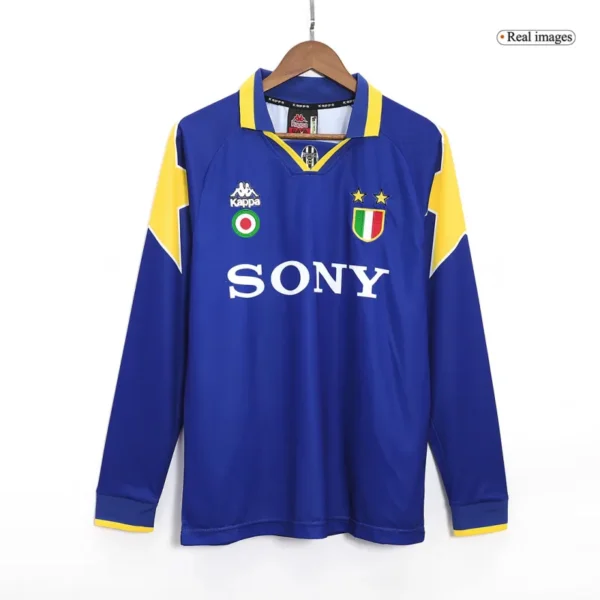 1995-96  Juventus Retro Long Sleeve Jersey Away