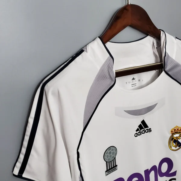 2006/07 Real Madrid Retro Jersey Home